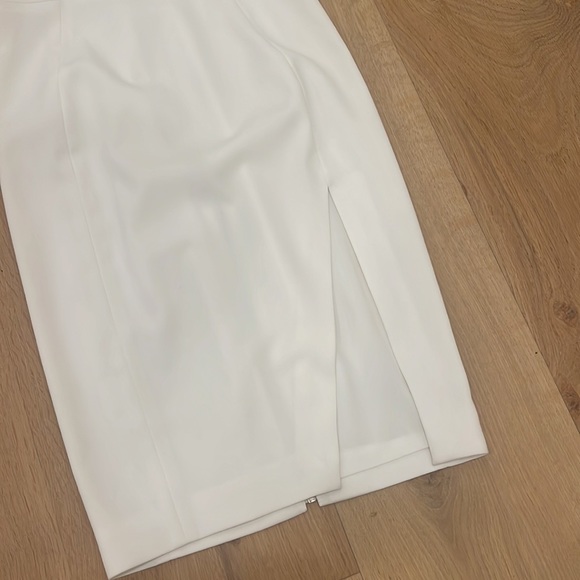 The Perfect White Cocktail Dress - Picture 3 of 4